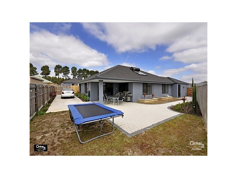 2 Madden Way, Ellenbrook WA 6069