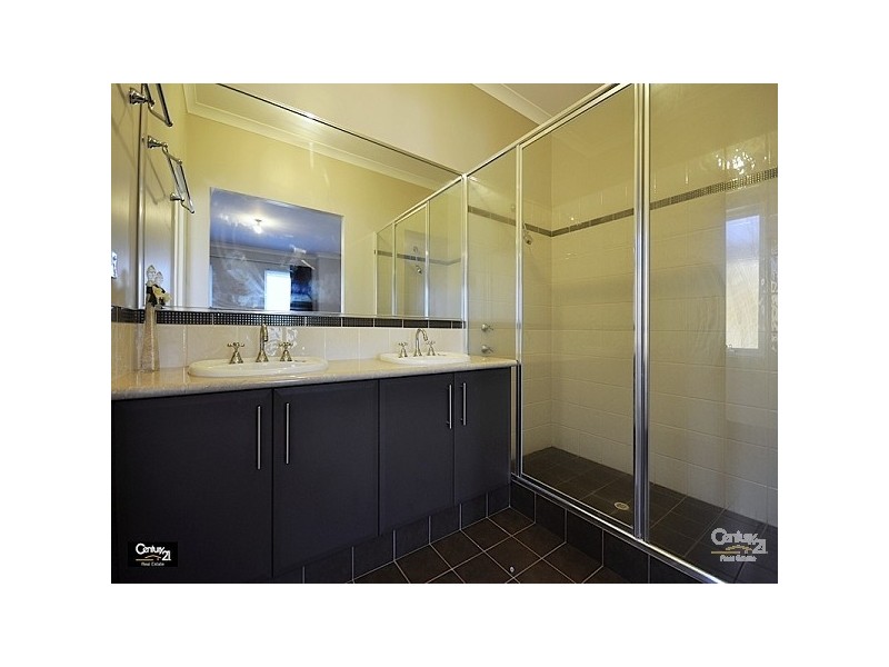 111 Pavillion Circle, The Vines WA 6069