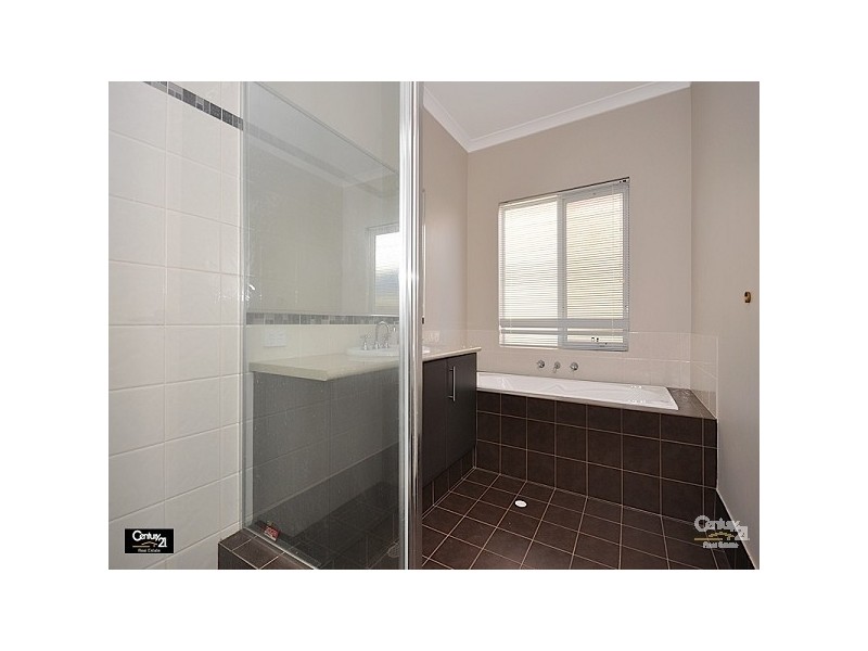 111 Pavillion Circle, The Vines WA 6069