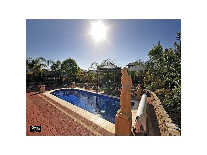 1 Brentwood Way, The Vines WA 6069