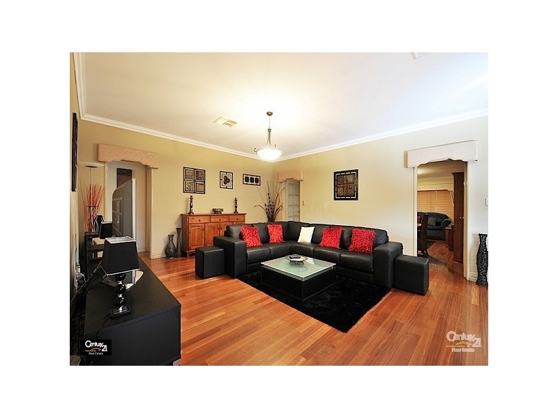 1 Brentwood Way, The Vines WA 6069