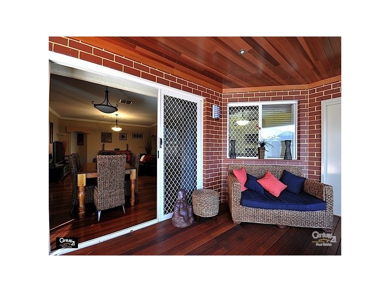 1 Brentwood Way, The Vines WA 6069