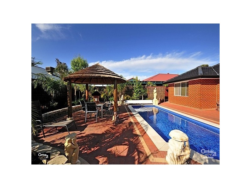 1 Brentwood Way, The Vines WA 6069