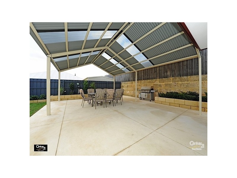 21 Lissadell Tce, Ellenbrook WA 6069