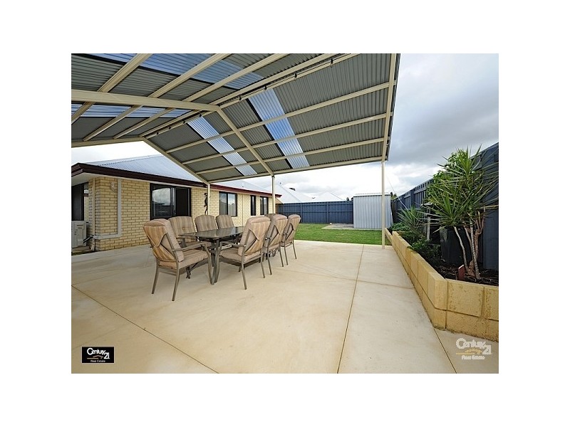 21 Lissadell Tce, Ellenbrook WA 6069