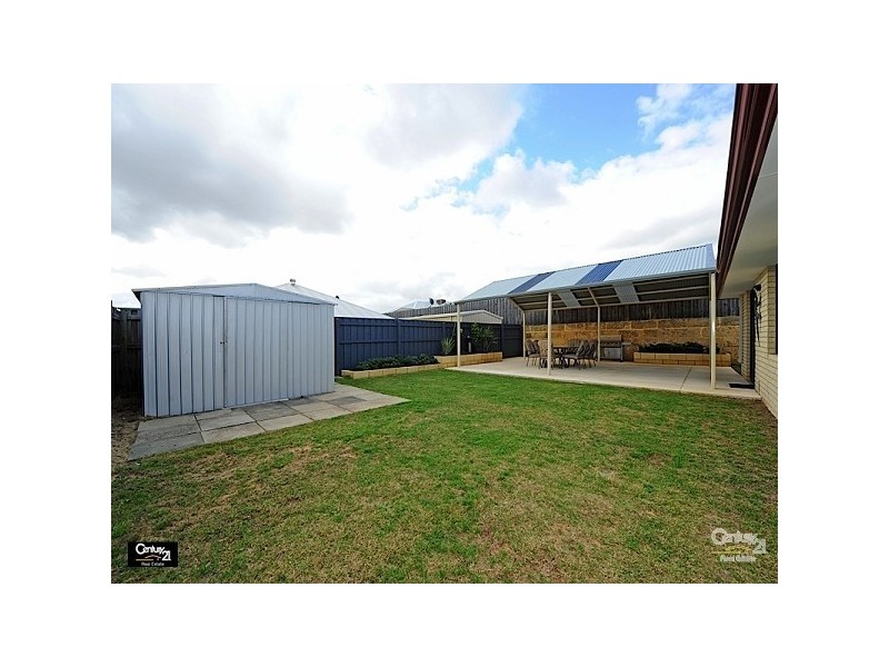 21 Lissadell Tce, Ellenbrook WA 6069