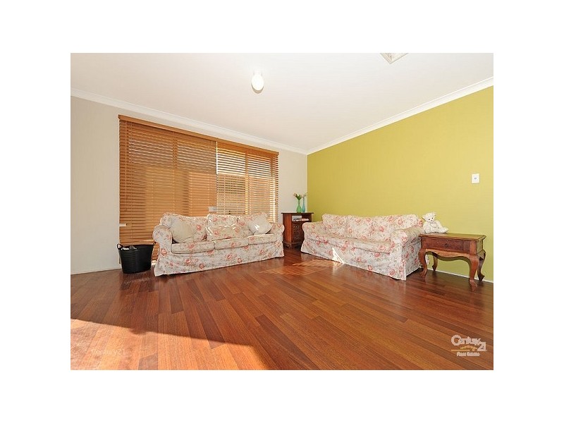 92 Pinegrove Drive, Ellenbrook WA 6069