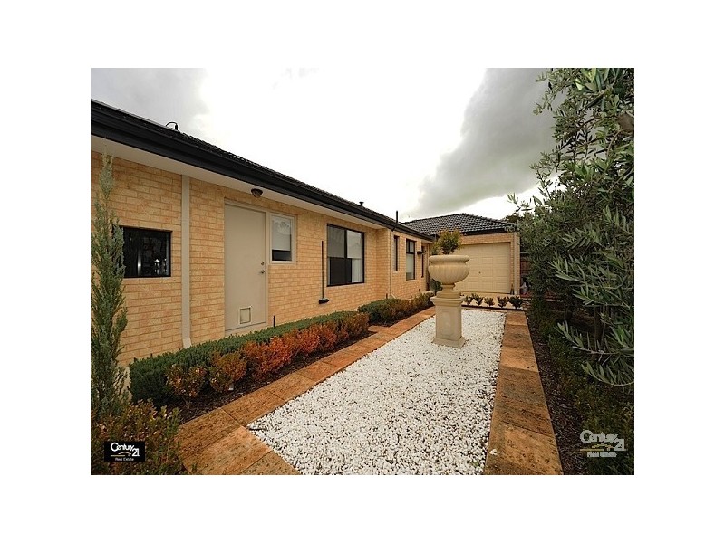 28 Roxburghe Drive, The Vines WA 6069