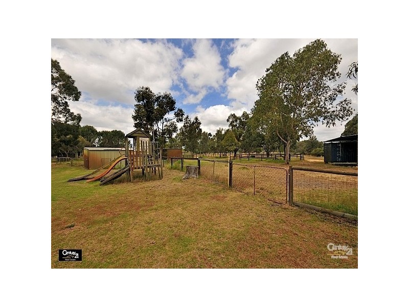 237 Henley Street, Henley Brook WA 6055