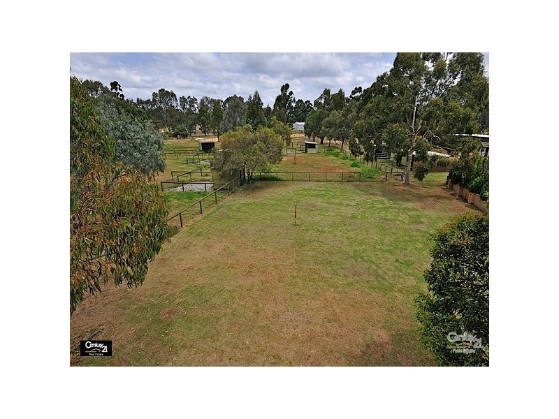 237 Henley Street, Henley Brook WA 6055