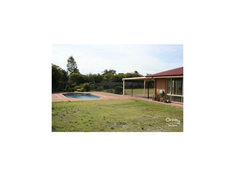 20 Losino Blvd, Henley Brook WA 6055