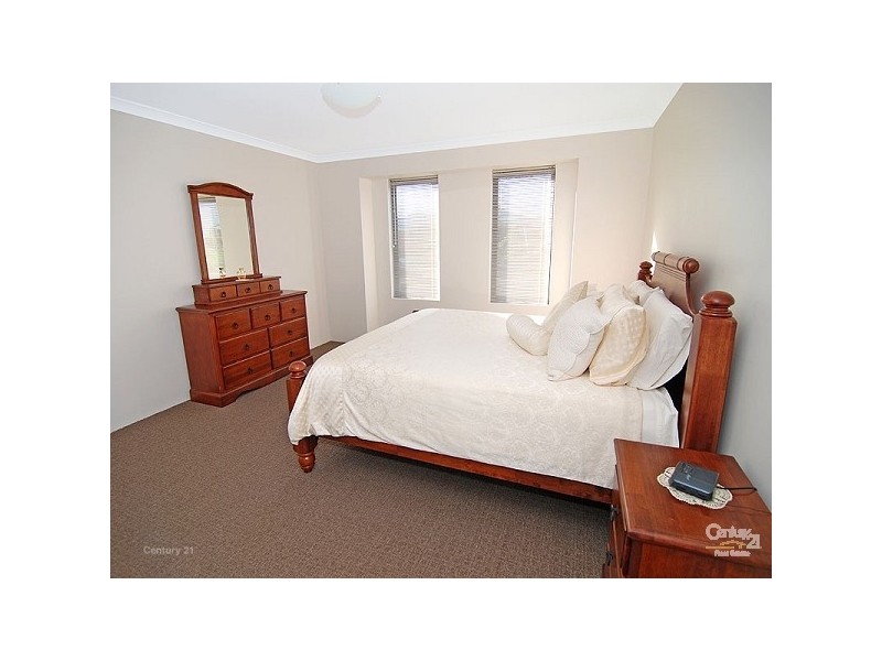 75 Edgecombe Pass, Aveley WA 6069