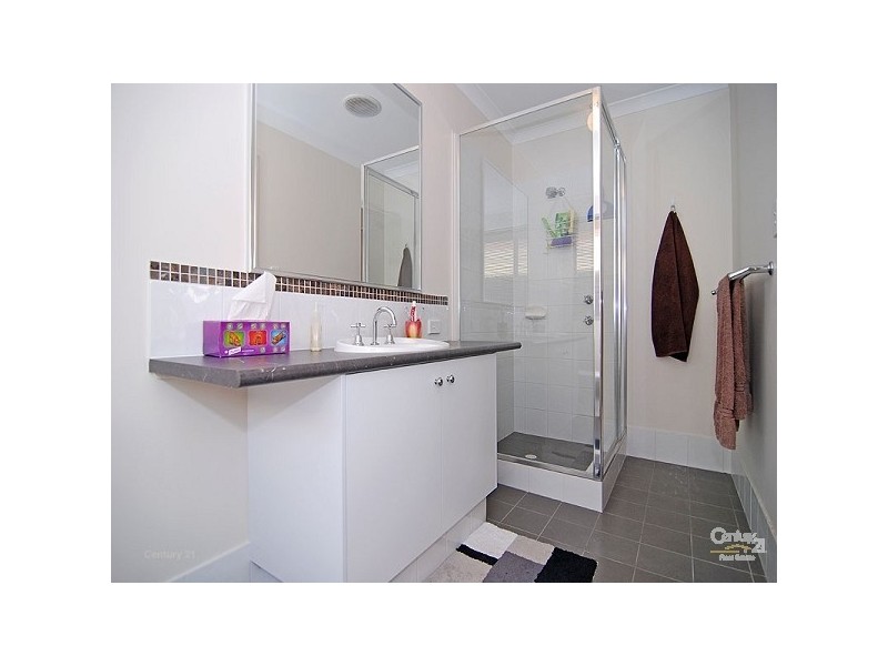75 Edgecombe Pass, Aveley WA 6069
