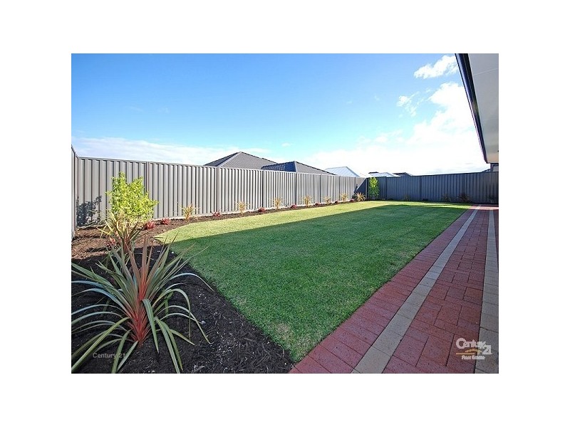 75 Edgecombe Pass, Aveley WA 6069