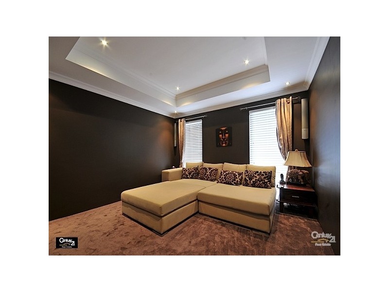 9 Whitehart Entrance, Aveley WA 6069