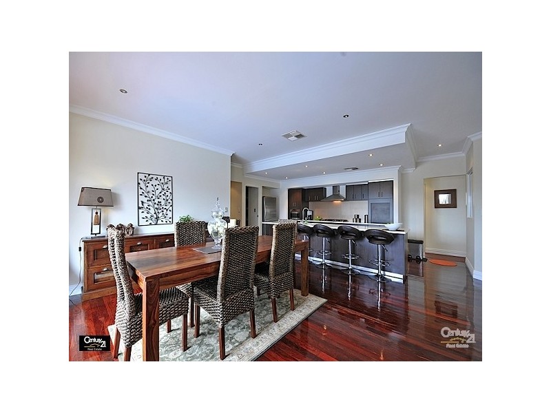 9 Whitehart Entrance, Aveley WA 6069