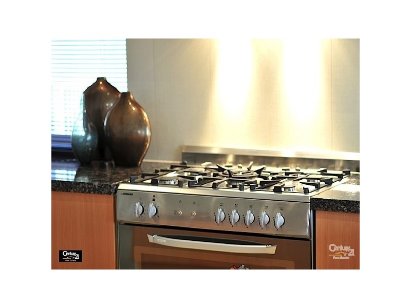 5 Chalgrave Crescent, The Vines WA 6069