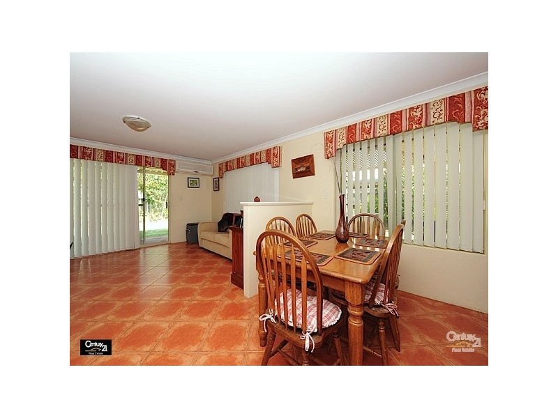 98 Sandown Circle, Henley Brook WA 6055