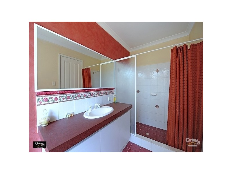 98 Sandown Circle, Henley Brook WA 6055