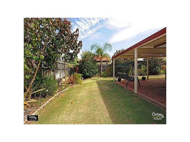 98 Sandown Circle, Henley Brook WA 6055