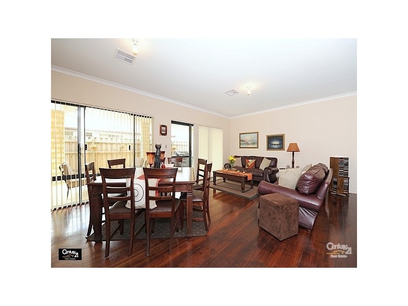 44 Coniston Drive, Ellenbrook WA 6069