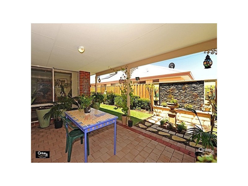 12 Heathland Tce, Ellenbrook WA 6069