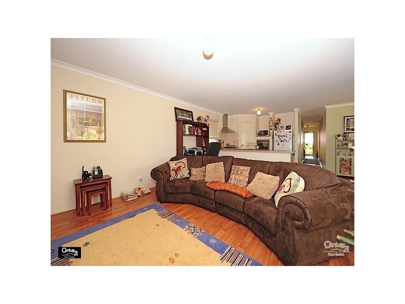 12 Heathland Tce, Ellenbrook WA 6069