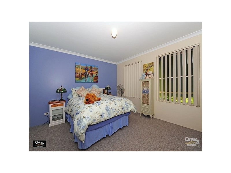 12 Heathland Tce, Ellenbrook WA 6069