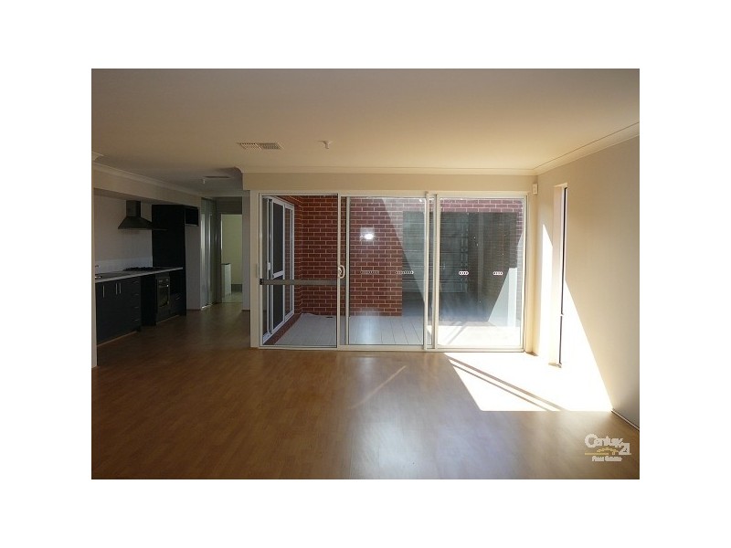 31 Parnham Avenue, Ellenbrook WA 6069