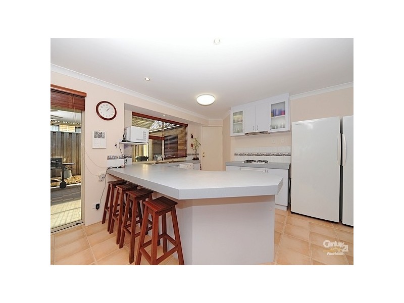 11 Farrier Terrace, Henley Brook WA 6055