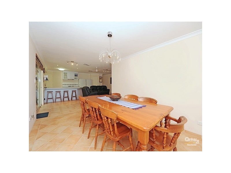 11 Farrier Terrace, Henley Brook WA 6055