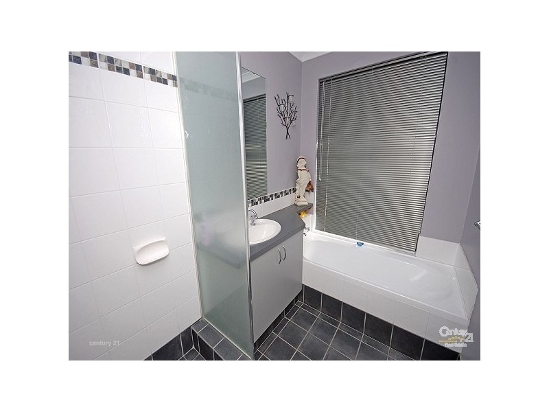 15 Brookmount Drive, Ellenbrook WA 6069