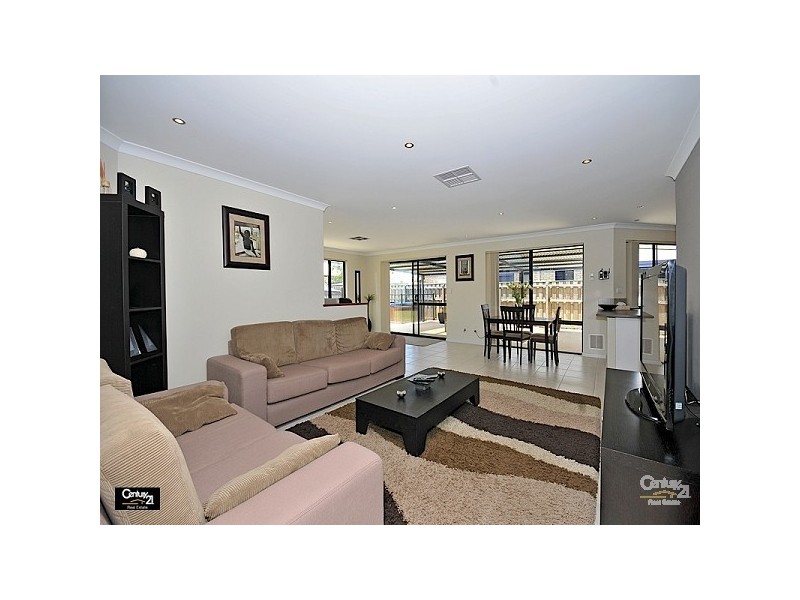 66 Granesse Drive, Ellenbrook WA 6069