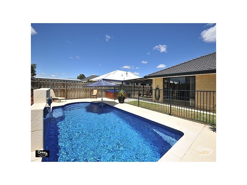 66 Granesse Drive, Ellenbrook WA 6069