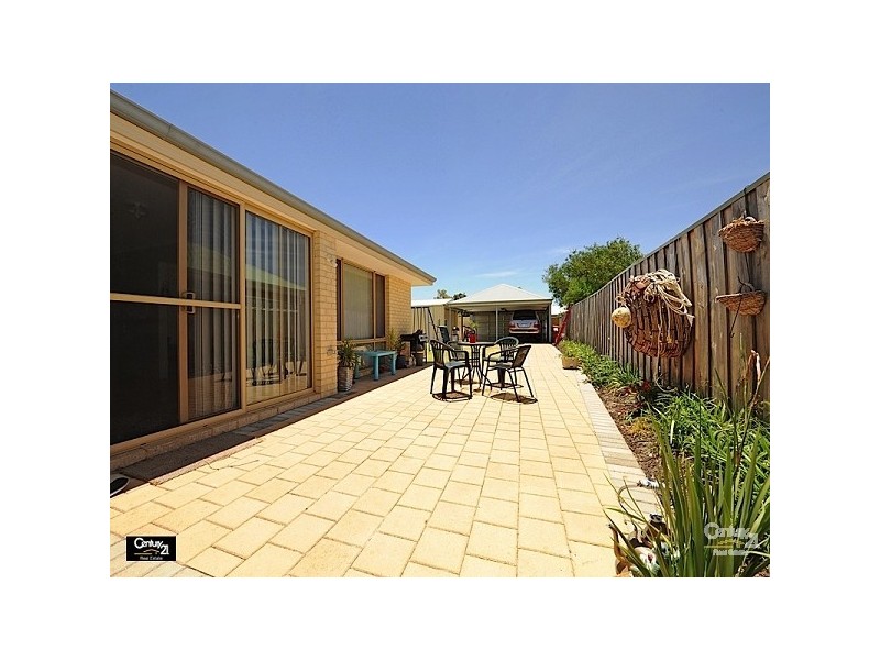 20 Flora Valley Grove, Ellenbrook WA 6069