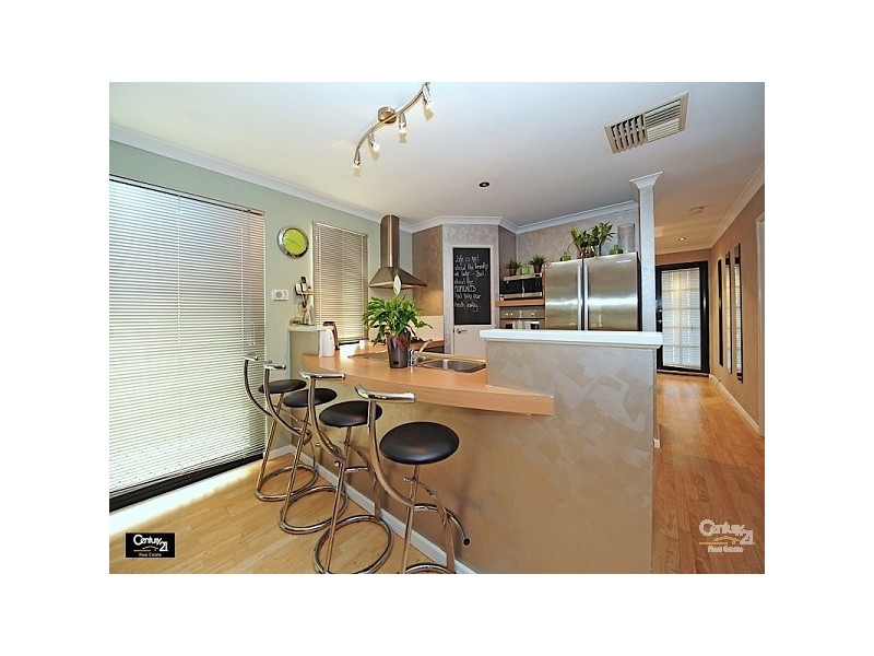 83 Vaucluse Cres, Ellenbrook WA 6069