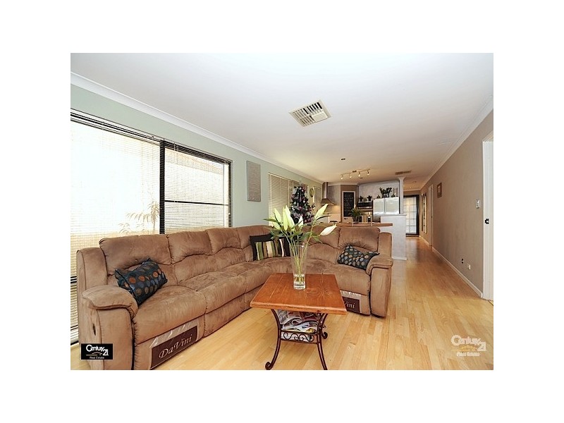 83 Vaucluse Cres, Ellenbrook WA 6069