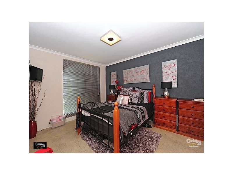 83 Vaucluse Cres, Ellenbrook WA 6069