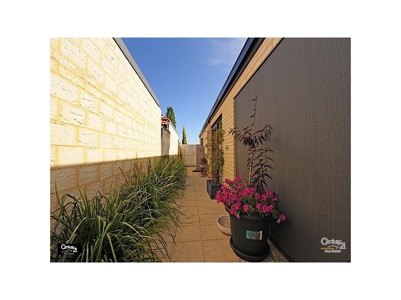 83 Vaucluse Cres, Ellenbrook WA 6069