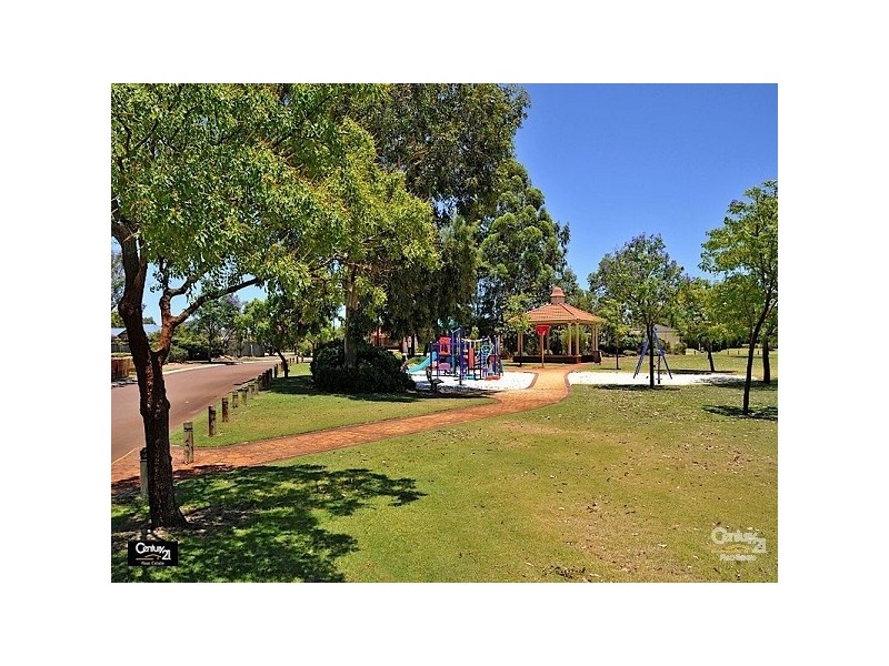 3 Ailsa Way, The Vines WA 6069