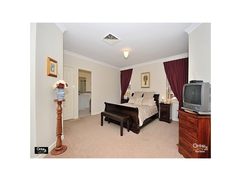 3 Ailsa Way, The Vines WA 6069