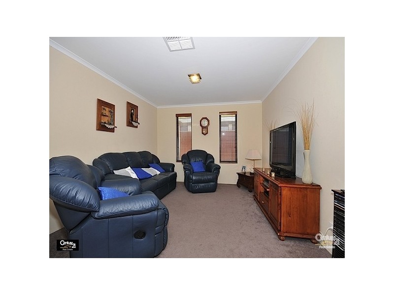 18 Westgrove Drive, Ellenbrook WA 6069