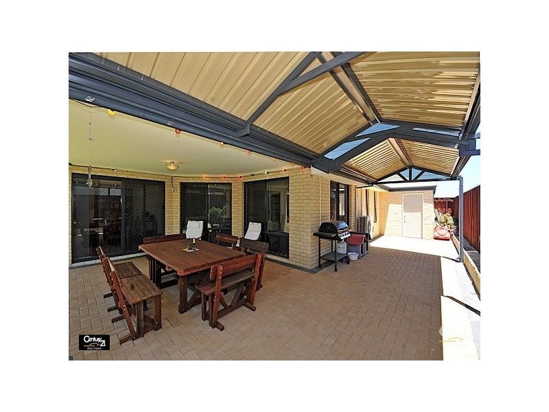 18 Westgrove Drive, Ellenbrook WA 6069