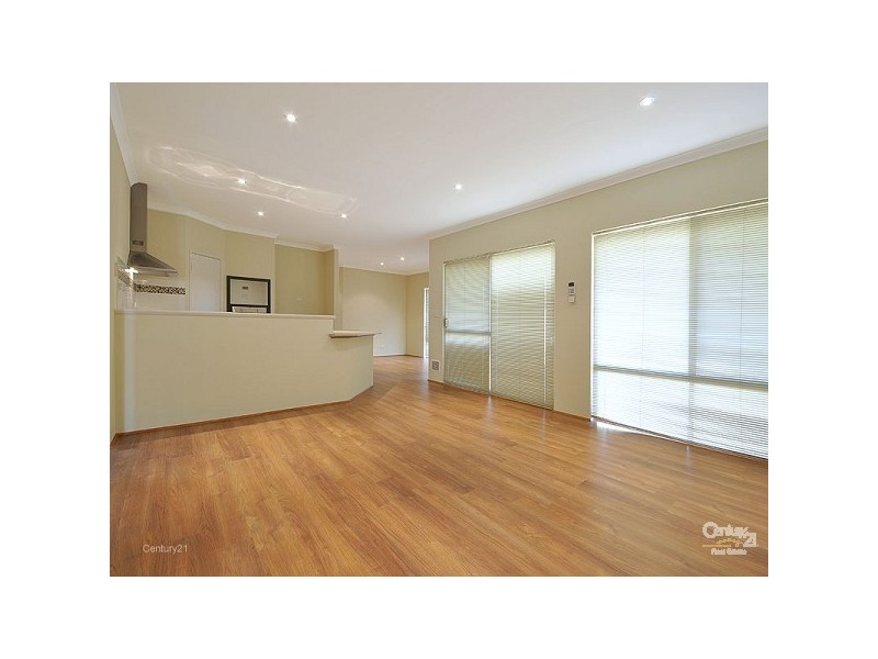21 Boxgrove Loop, Ellenbrook WA 6069