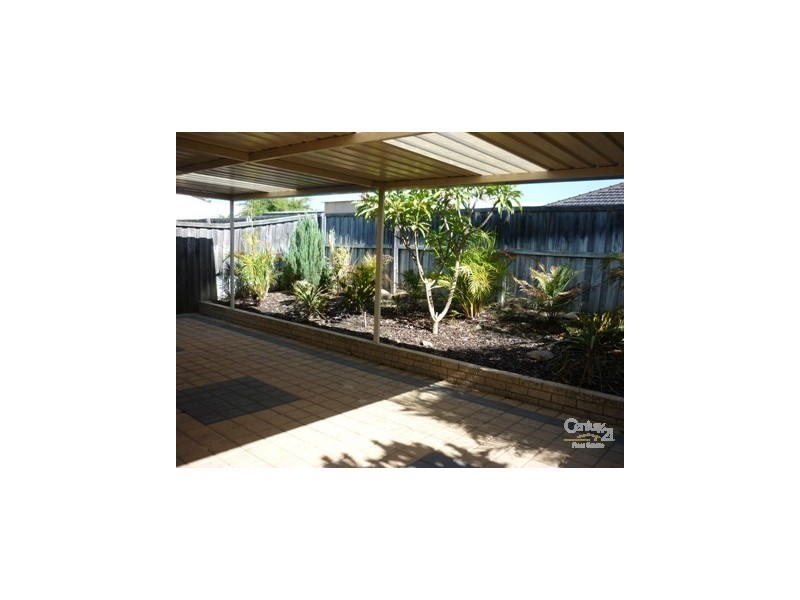 60 Sunray Circle, Ellenbrook WA 6069