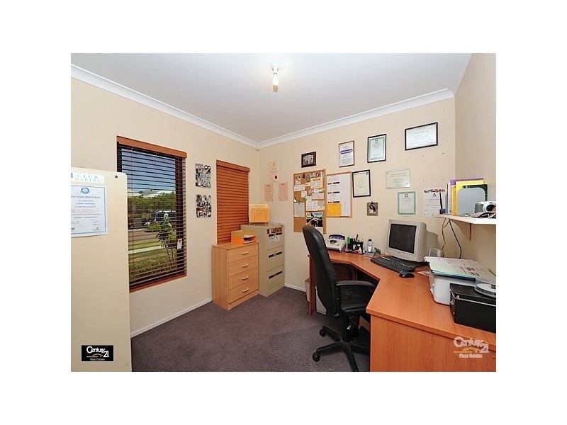 8 Blendon Avenue, Ellenbrook WA 6069