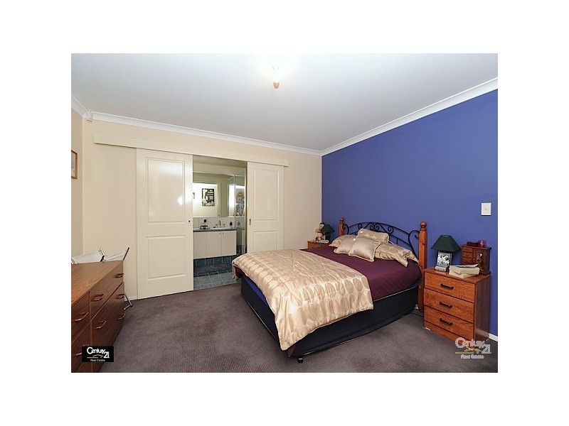 8 Blendon Avenue, Ellenbrook WA 6069