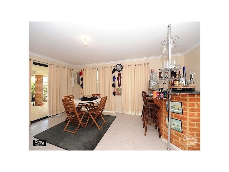 8 Blendon Avenue, Ellenbrook WA 6069