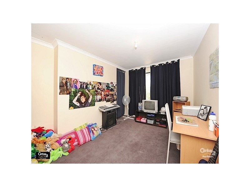 8 Blendon Avenue, Ellenbrook WA 6069