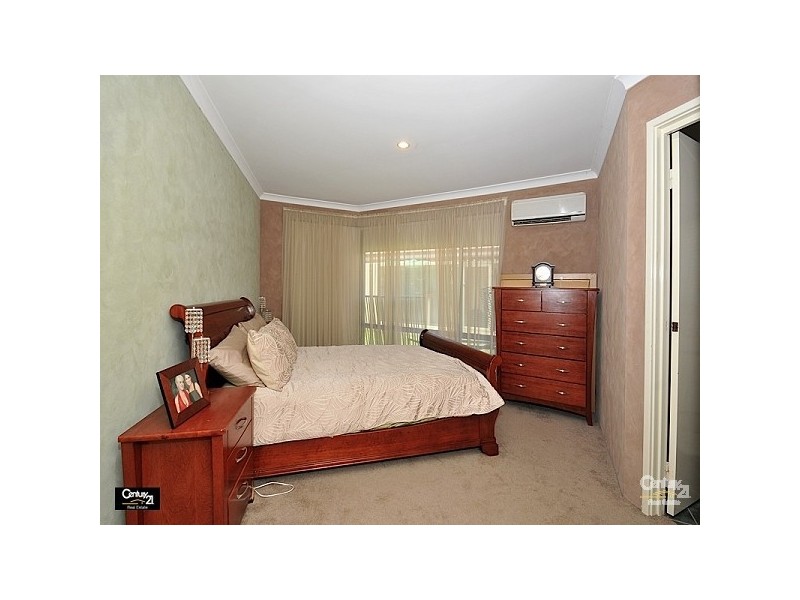 12 Granada Way, Ellenbrook WA 6069